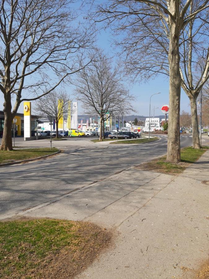 Eisenstadt Apartments ภายนอก รูปภาพ