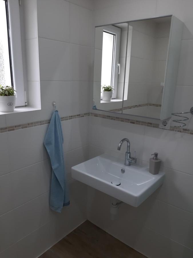 Eisenstadt Apartments ภายนอก รูปภาพ