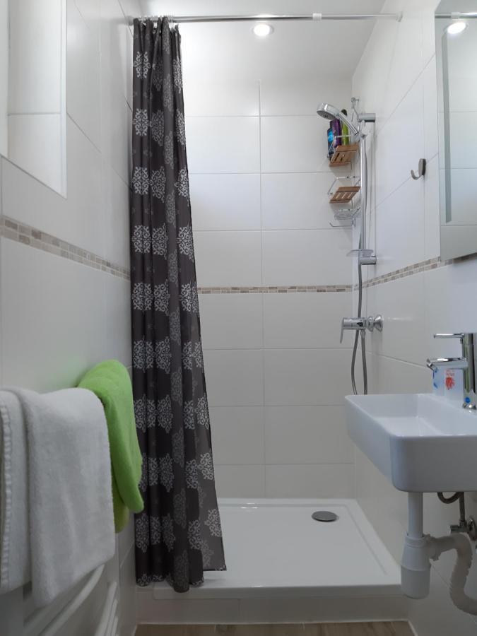 Eisenstadt Apartments ภายนอก รูปภาพ
